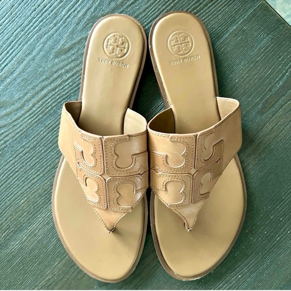 Tory Burch Tan Sandals Size 9